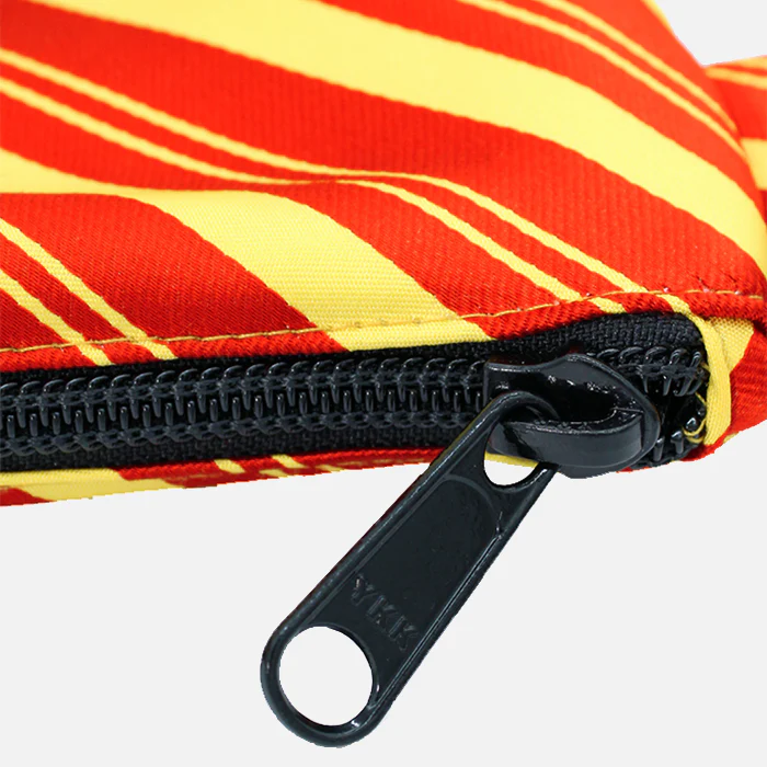 Upgecycelte Sling Bag - Image 5